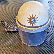 polizei einsatzhelm