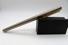 Montblanc 17100 Titano Füller Silber-Grau Stahl Feder F Top Zustand 1980