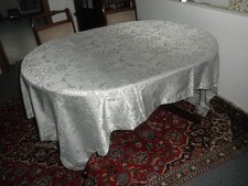 Tischdecke Festtafel silbern glänzend Damastmuster Polyester 148x 292 top erh.