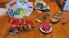 PLAYMOBIL - Turnhalle + Ferienauto + Tante Emma-Wagen + Boot + Wasserspielplatz