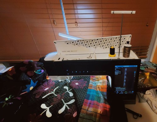 Pfaff performance icon sewing - pfaff,