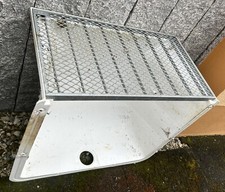  1a-Zustand Keller-Lichtschacht +Gitteraufsatz +Montagematerial 92 x 83 x 51 cm