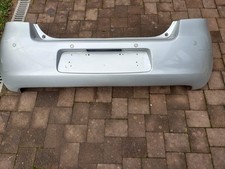 Toyota Yaris XP9 original Stoßstange Fänger hinten/Heck 1E7 Silver pearl Bj 2008