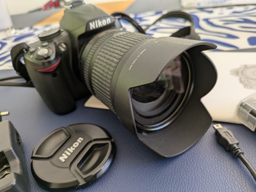 Nikon d3000 nikkor - d3000, af-s