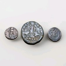Römische Münzen-1xSesterz + 2xFollis / LOT 11