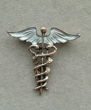 Hermesstab Brosche Gold