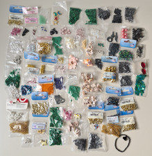 Perlen, Rocailles, Muscheln, Straß - großes Konvolut