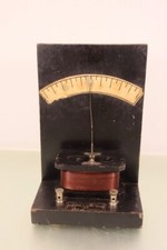 Antikes Galvanometer aus Holz um 1900 Lehrmittel