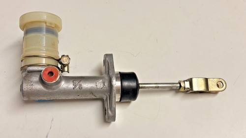 Clutch master cylinder - clutch,