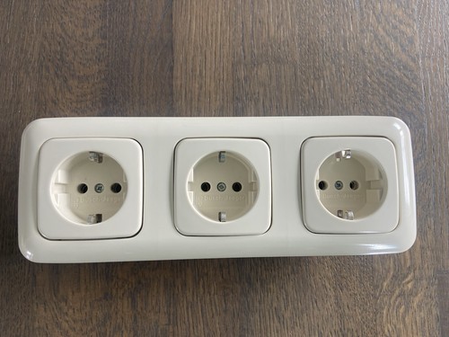 3er steckdose busch jaeger - busch,