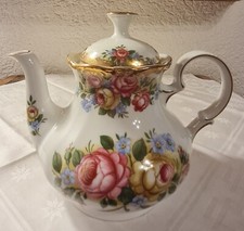 Wunderschöne Teekanne bauchig