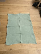 Tagesdecke grün in Waffeloptik von H&M Größe 100 cm x 150 cm