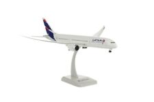 Hogan Boeing 787-9 LATAM 1:200