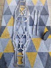 Mecatech vor 2017 Chassis Plate (lang) Seitenschienen und Empfängerbox. 