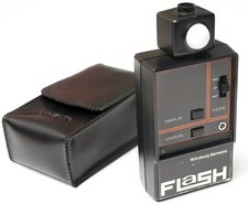 Hensel Flash