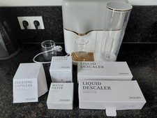 AVOURY One Teemaschine Weiß inkl. Reinigungskapseln, Entkalker, Wasserfilter