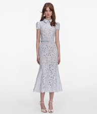 Selbstportrait Blau Guipure