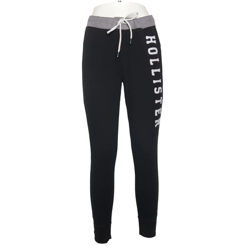 Abercrombie fitch - &,