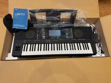 Yamaha PSR SX900 Keyboard - 61 Tasten, Schwarz Workstation