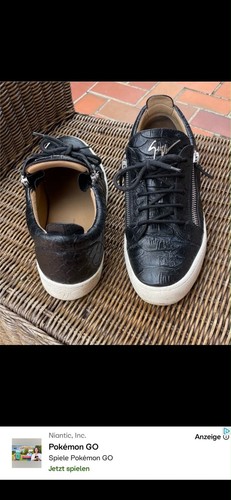 Giuseppe zanotti designer - giuseppe,