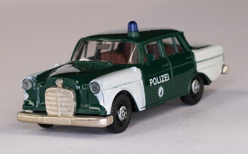 Q6g246 spur brekina polizei - brekina,