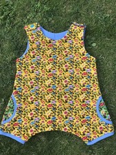 HANDMADE Latzhose kurz, Pumphose, Baby, kurze Hose, Handarbeit, Gr. 62/68, NEU