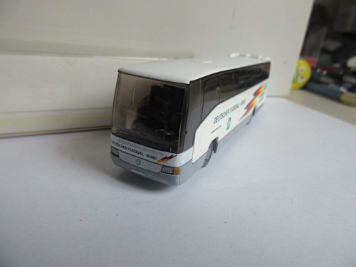 Wiking mercedes 404 rhd - mercedes,
