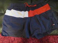Neuwertige Tommy Hilfiger