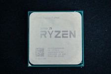 AMD RYZEN 7 1700 + CPU STOCK COOLER 