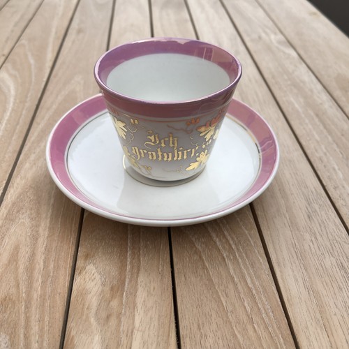 Wunderschöne alte kaffeetasse - wunderschöne,