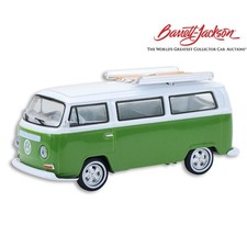 VW Volkswagen T2 - Type II Microbus - 1968 - green / white - Greenlight 1:64