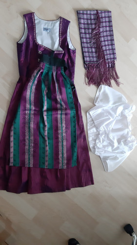 Stilvolles trachten dirndl von - trachten,