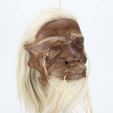 Replik! Schrumpfkopf