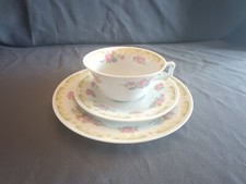 Sammeltasse Henneberg Thüringen DDR Porzellan Blumen