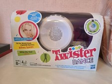 Hasbro twister dance - -,