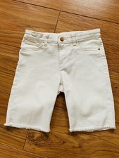 H&M kurze Hose Jeans Gr. 134 Mädchen Weiß mit Fransen NEUw.