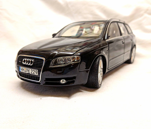 Minichamps audi avant - a4,