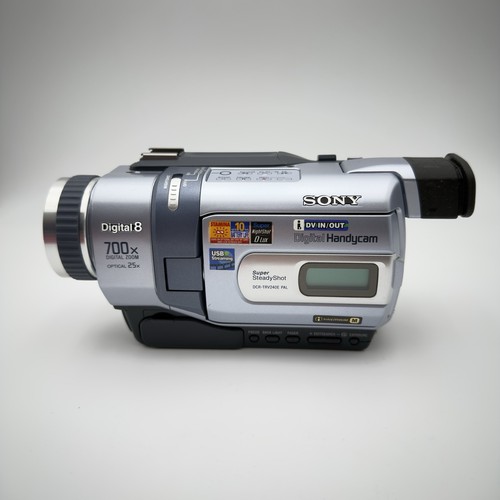 Sony dcr trv240e pal digital - digital, 8