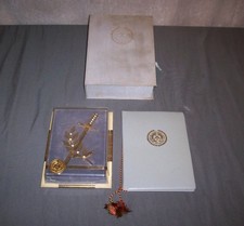 NVA Ehrengeschenk " 25 Jahre Treue Dienste " für einen Oberleutnant , ca. 1979 !