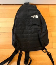 The North Face Umhänge Tasche Rucksack schwarz handlich viele Fächer wie neu
