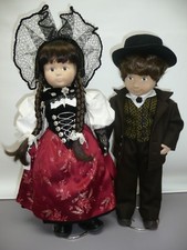 18" Swiss Cloth Pair by Yvonne