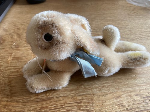 Steiff 2960 09 liegender - w), 2960/09