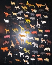 Hong Kong Aufstell-Figuren: 77