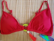 Rotes Bikini BH Oberteil mit