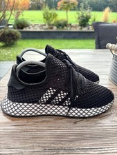 Adidas Deerupt Runner Sneaker low Gr.38 2/3 schwarz weiß neuwertig