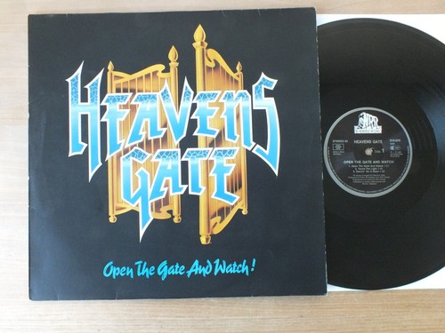 Heavens gate open the - gate,