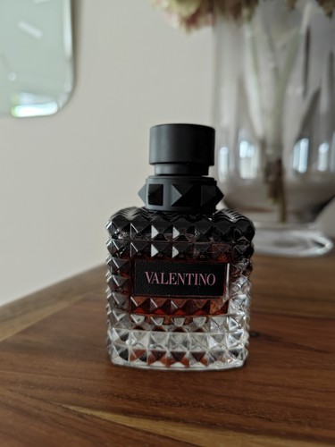 Valentino donna born - valentino, roma