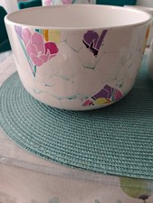 Große Schüssel von