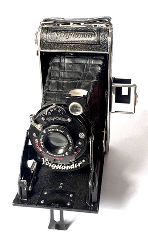 Voigtländer 9 anastigmat - 9,