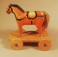 Antik,Ziehtier,Holz geschnitzt,Spielzeug,Pferd mit Rollen,Handarbeit,Unikat,RAR